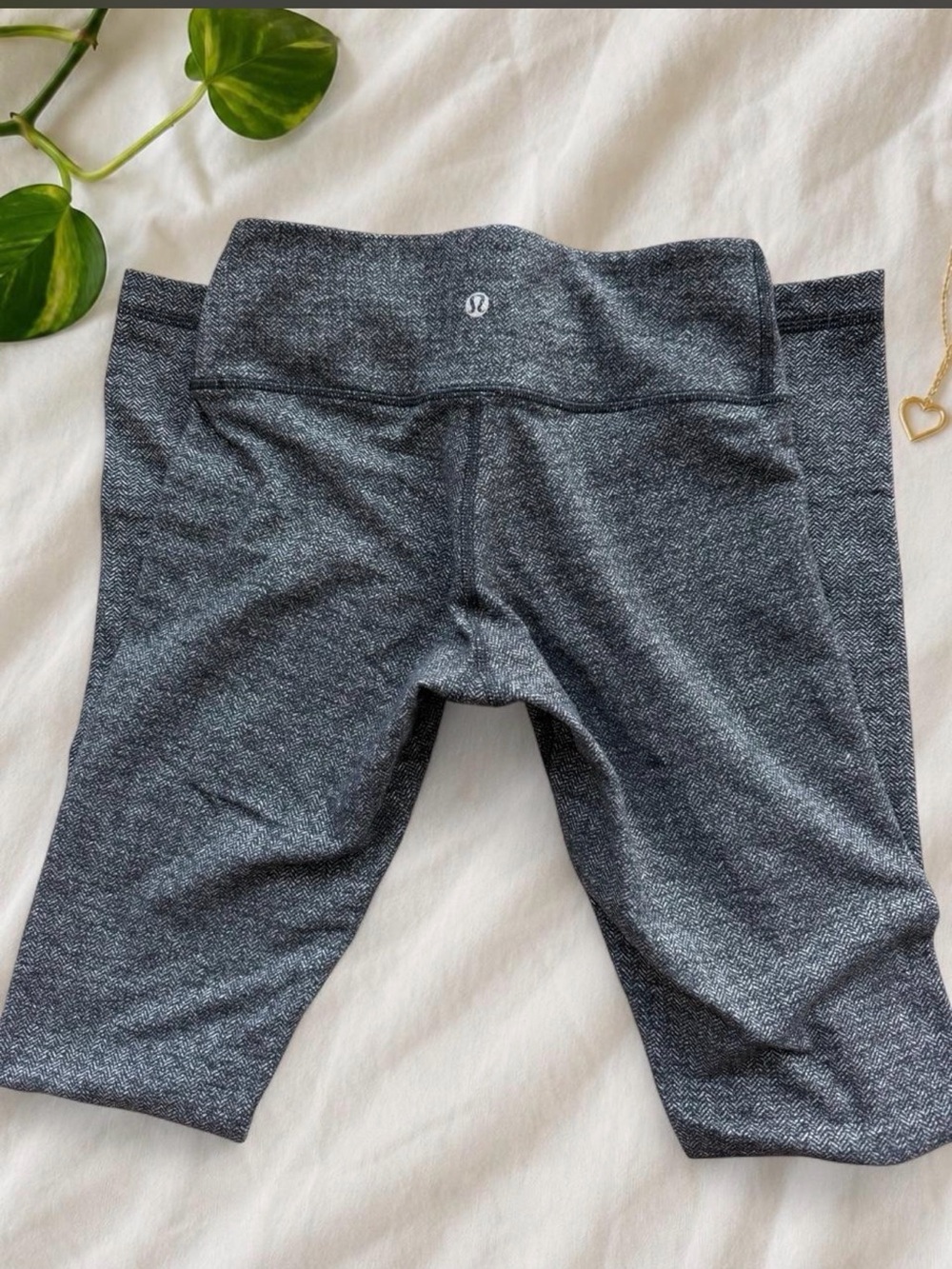 Wunder Under Leggings | Size 4 | Herringbone Black Heather